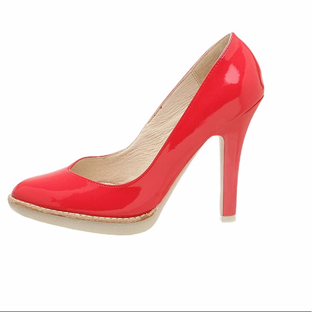 Chinese Laundry red patent leather heels